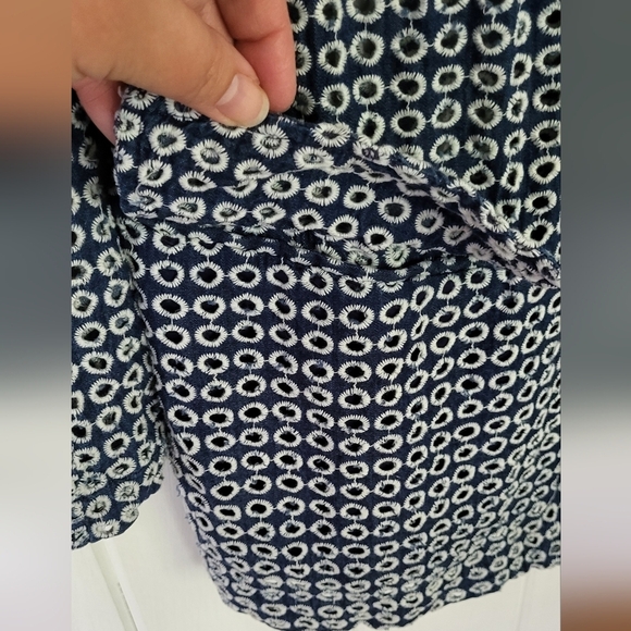 Chico’s Tonga Eyelet Summer Blazer Jacket - Picture 4 of 9